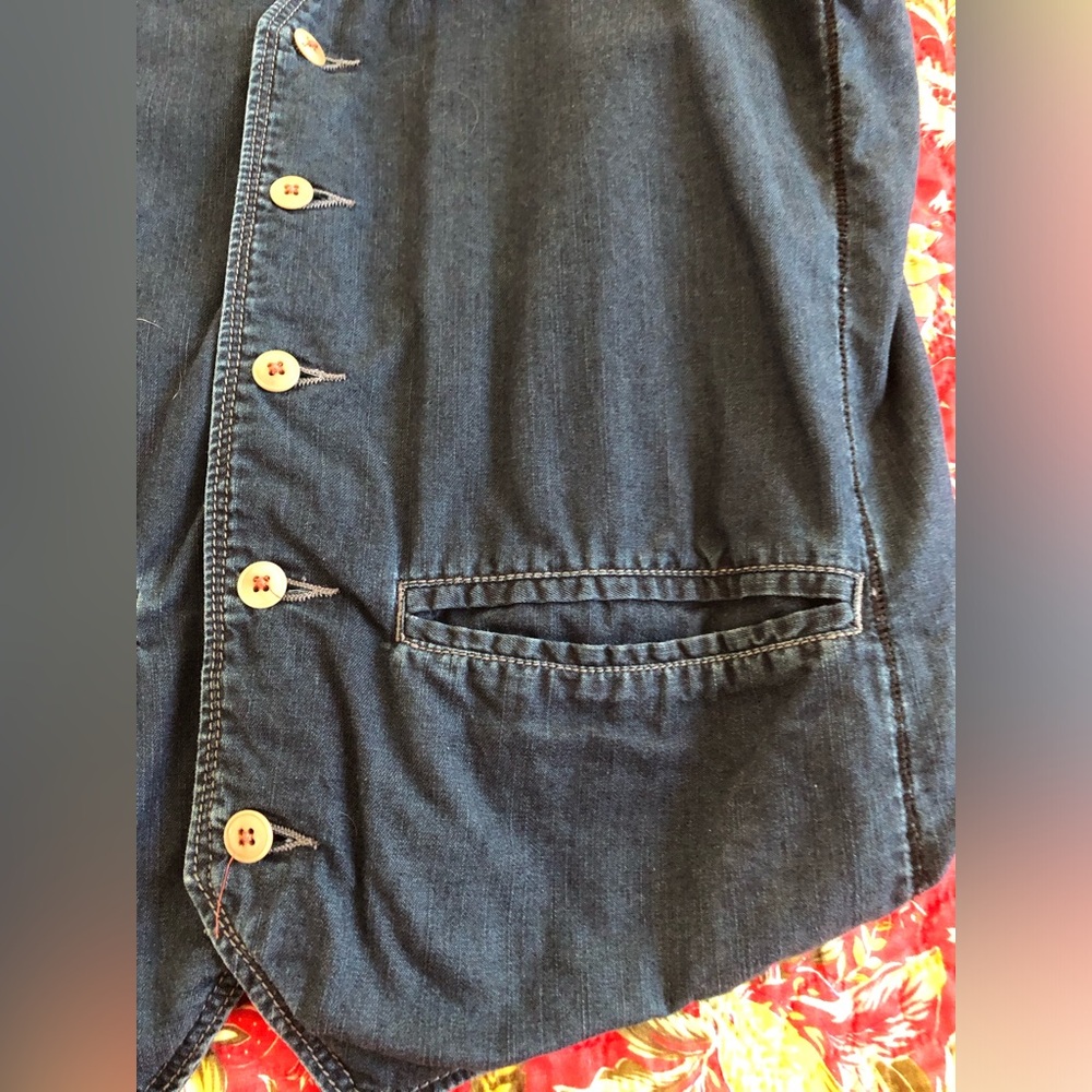 Jeremiah Men's Dark Blue Denim Vest Size Medium, Adjustable back strap, Pockets - Picture 2 of 9